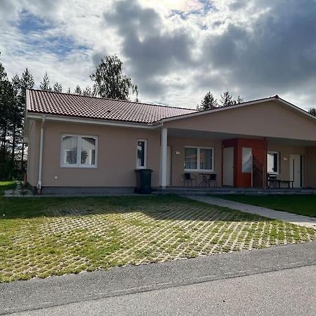 Beautiful Terraced House With Private Parking Villa Sandviken Eksteriør billede